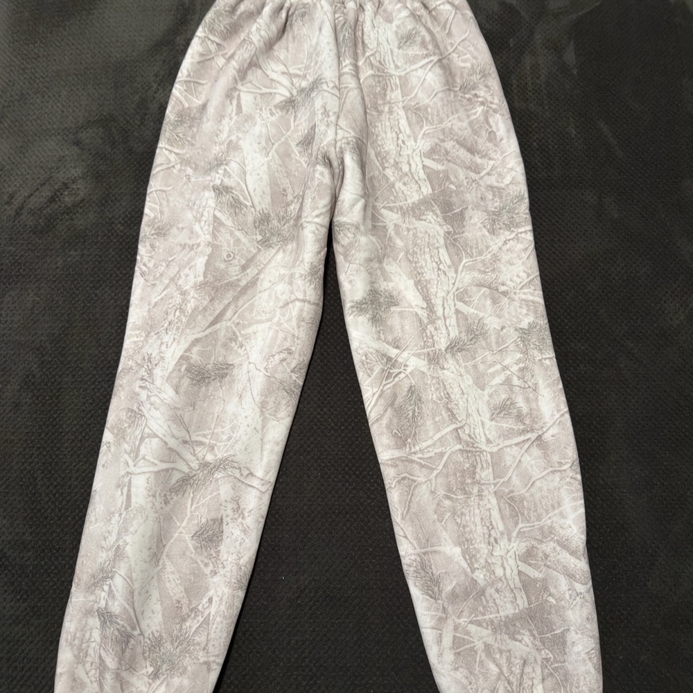 Comfort Camo Collection XS joggers in Silver Burch - Picture 2 of 11